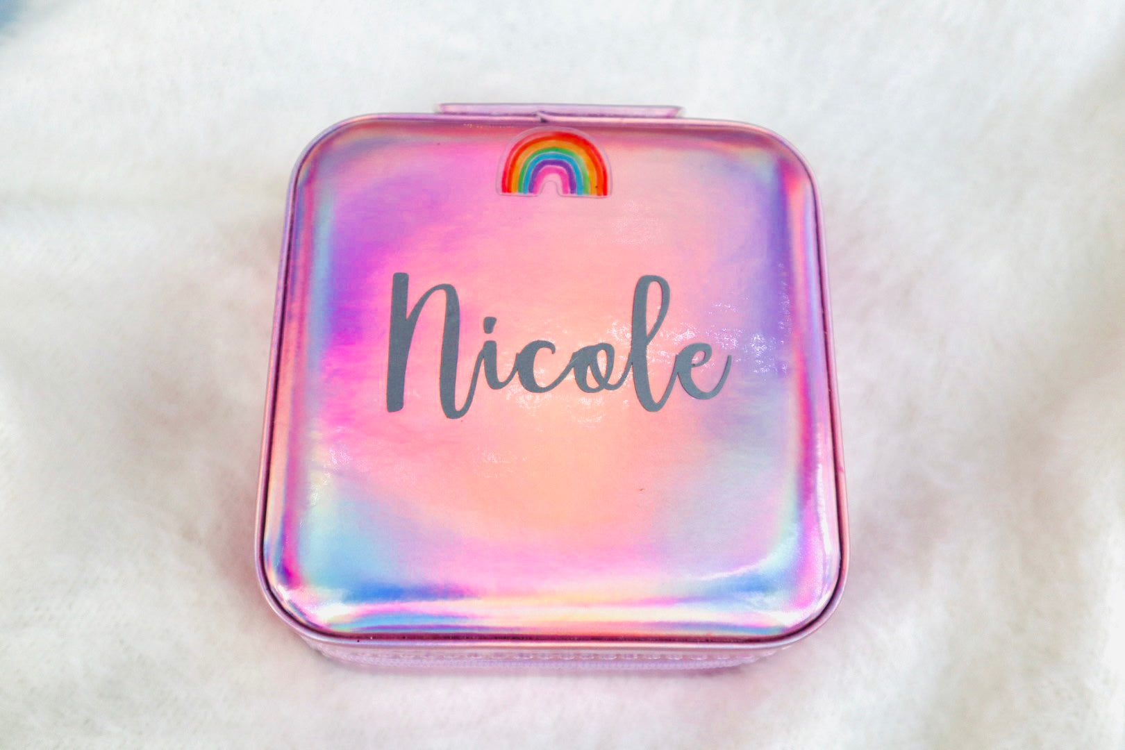 Charm Me Pink Travel Box