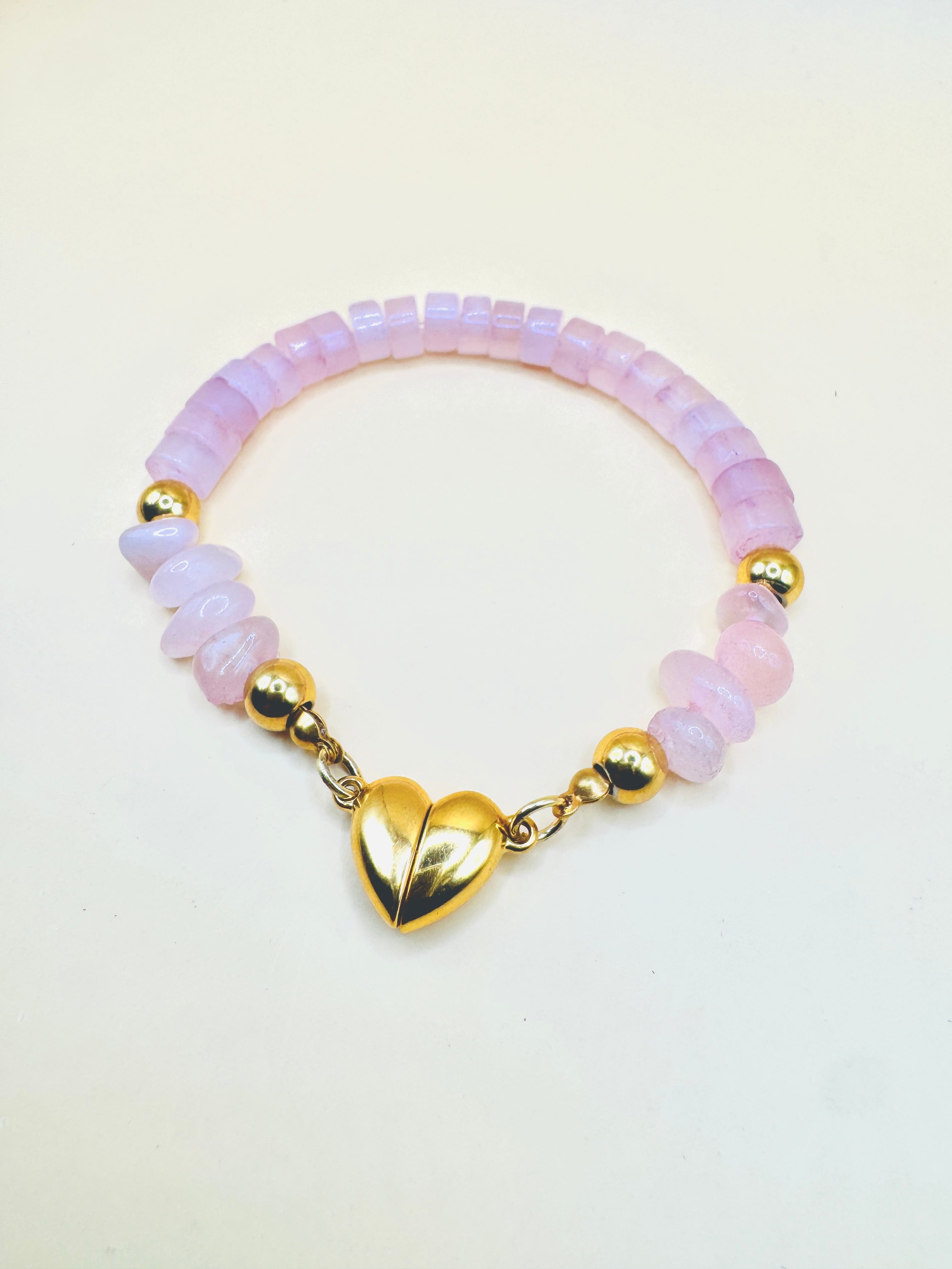 Magnetic-Heart Bracelet Quartz
