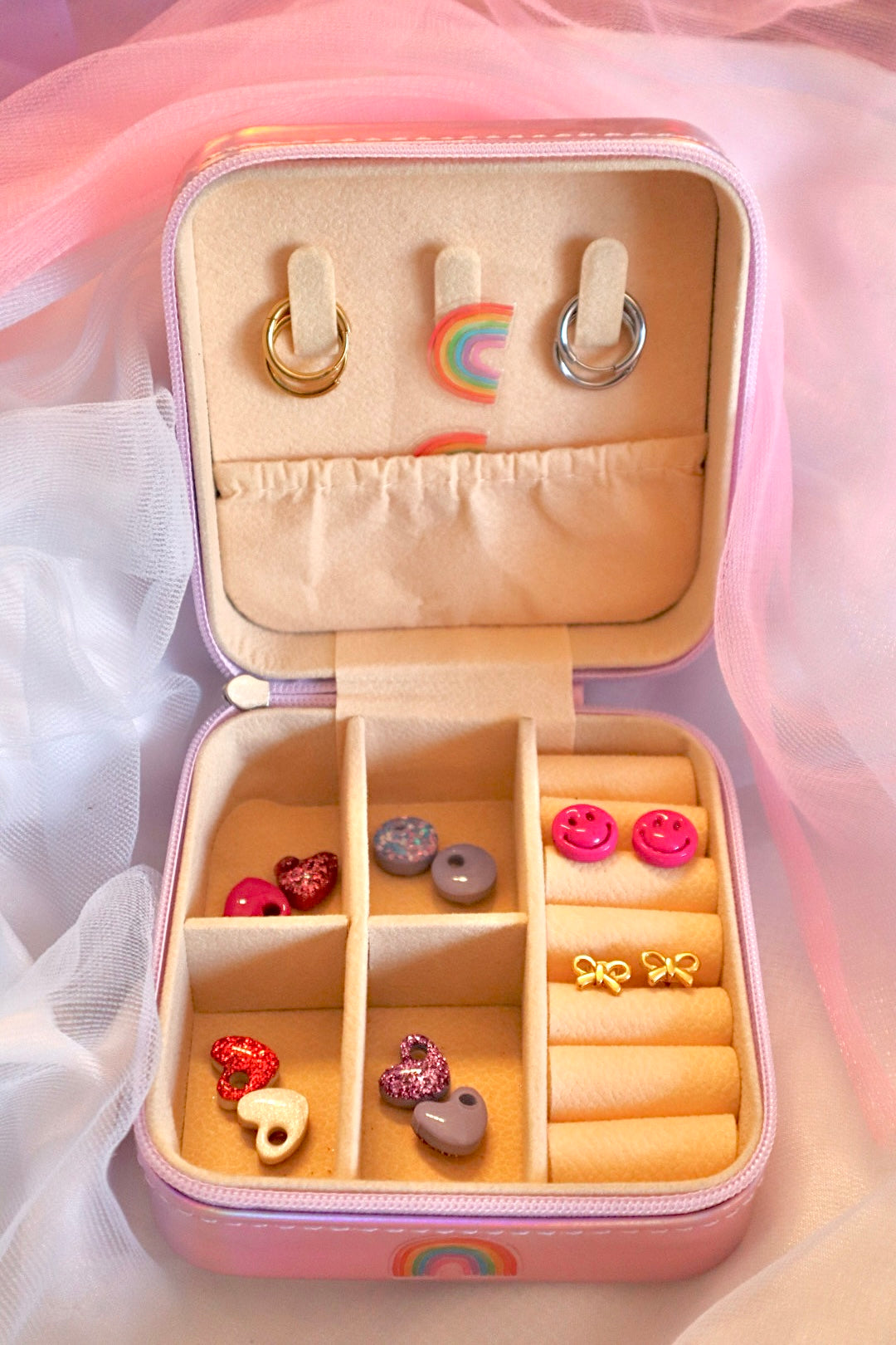 Charm Me Pink Travel Box